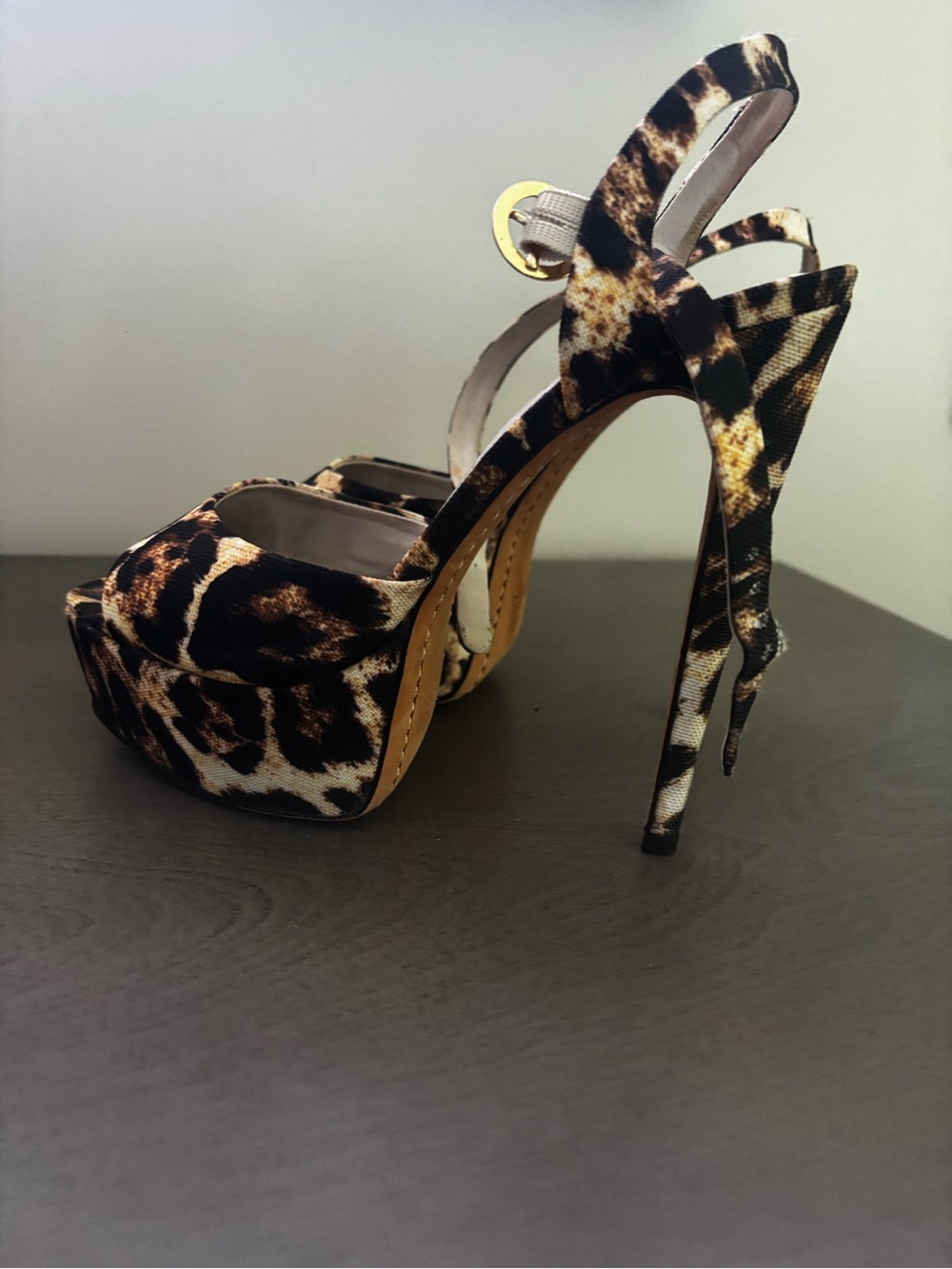Alice & Olivia Size 39 Leopard Print Platform Heels - Picture 11 of 14